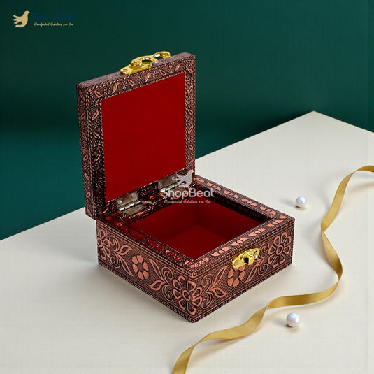 Handcrafted Wooden Jewellery Box with Copper Metal Finish, Oxidised Decorative Jewellery Organizer for Women, Elegant Gift Box for Valentine, Anniversary & Wedding (10 x 10 x 5 cm)