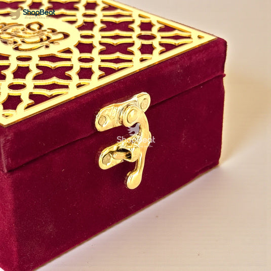 Handcrafted Velvet Jewellery Box with Ganpati Design (4 x 4 inch) | Wooden Base Decorative Jewellery Organizer | Storage Box for Women | Ganesh Motif for Puja Festive Wedding Gifting | Maroon