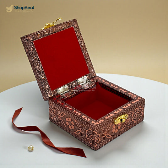Handcrafted Wooden Jewellery Box with Copper Metal Finish, Oxidised Decorative Jewellery Organizer for Women, Elegant Gift Box for Valentine, Anniversary & Wedding (10 x 10 x 5 cm)