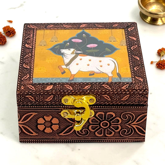 Handmade Wooden Pichwai Design Jewellery Box with Lock – Oxidised Finish, 4x4 Inch Organizer for Earrings, Rings, Necklace – Return Gift for Wedding, Pooja, Anniversary